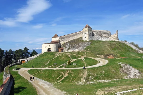 Fortaleza medieval, ciudadela, en Rasnov, Brasov, Transilvania, Roma — Foto de Stock