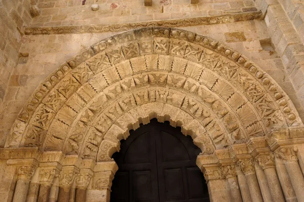 Spai カスティーリャイレオン、サモラ大聖堂の扉のクローズ アップ — ストック写真