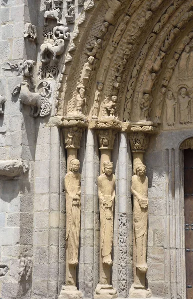 Entrande dörr av Santa Maria la Real, Sangüesa, Navarra, Spanien — Stockfoto