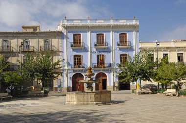 Belediye Binası ve meydanda Chelva, Comunitat Valenciana, İspanya
