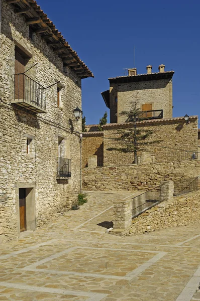 Pueblo de Cantavieja en Maestrazgo, Argon, Teruel, España —  Fotos de Stock