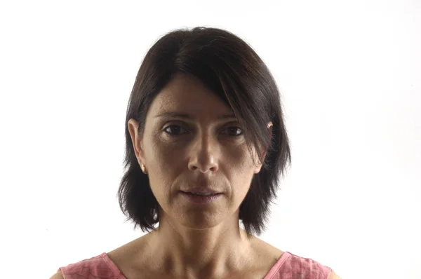 Retrato de una mujer en bacground blanco —  Fotos de Stock