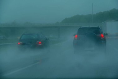 çevre yolu arainy gün Rating