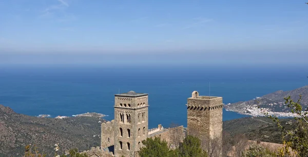 Monasterio de Sant Pere de Rodes, Costa Brava, provincia de Girona, Cata —  Fotos de Stock