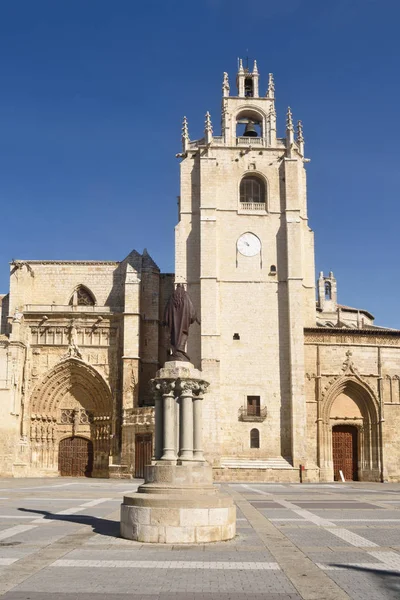 Собор Святого Антолина в Паленсии, Кастилья-и-Леон, Испания — стоковое фото