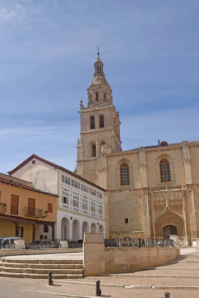 Igreja de Santa Maria de Medina de Rioseco, província de Valladolid, C — Fotografia de Stock