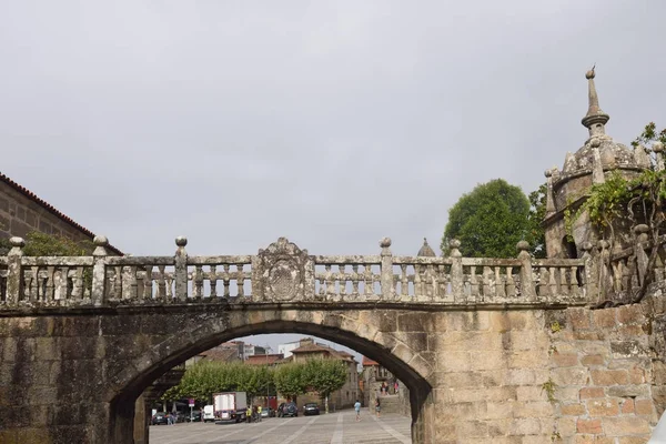 アーチと橋や Fefinhanes 広場、カンバードス。Pontevedra.Gali — ストック写真