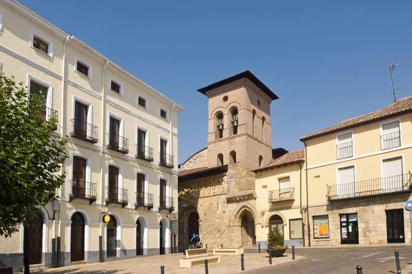 Román stílusú templom Santiago, Carrion de los Condes, Palencia p — Stock Fotó