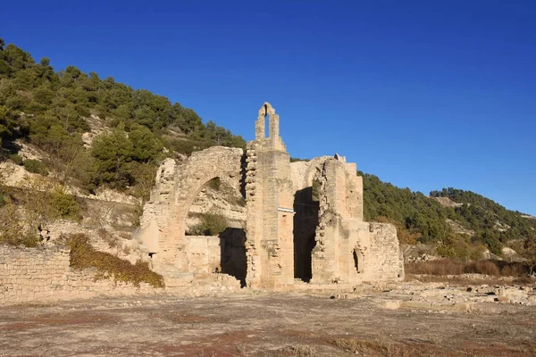 Ruines du monastère de Santa Maria de Vallsanta à Guimera, Couvercle — Photo