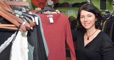 Kadın giyim çarşı içinde