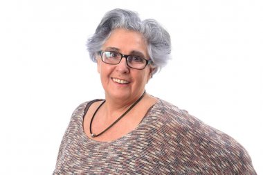 Beyaz arka planda son sınıf bir kadının portresi