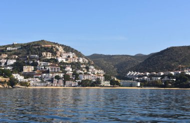 Canyelles Beach, gül, Costa Brava, Girona deniz görünümü