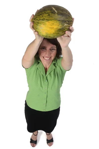 Femme avec cantaloup sur fond blanc — Photo