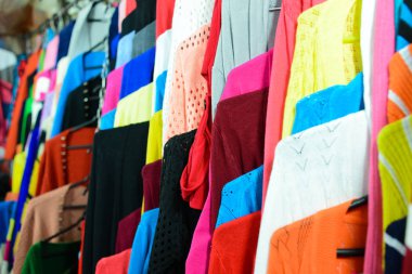 dolap dükkanında gece Pazar Da Lat, Vietnam