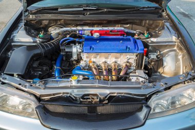 Modern arabanın güçlü motoru.