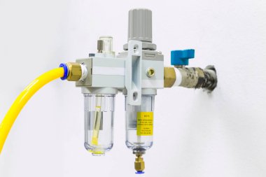 Basınçlı hava Filtre Regülatörü yağlama aygıtı.