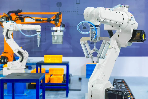 Controller Industrial Robotic Arm Performing Dispensing Material Handling Packaging Applications — Stock Photo, Image
