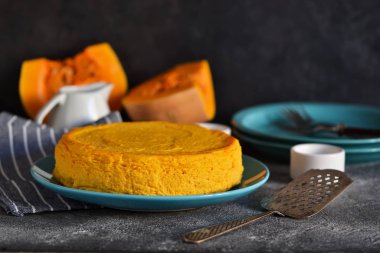 Beton kaplamalı balkabaklı cheesecake.. 