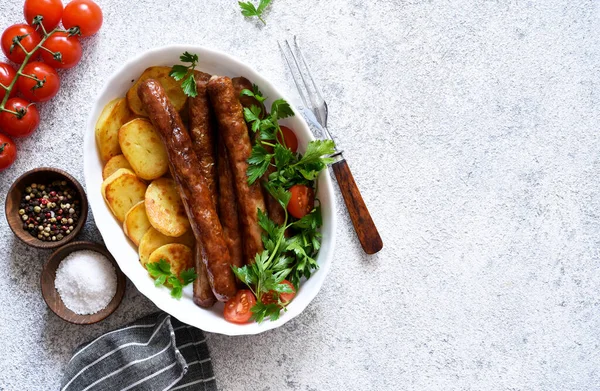 Bavarian Sausages Potatoes Vegetables Concrete Background View — Stock Photo, Image