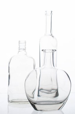 boş alkollü şişeler kompozisyon