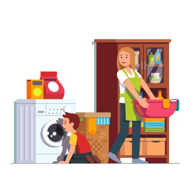 Anne ve çocuk temizlemenizi eve çamaşır odası