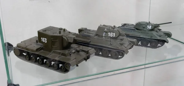 Sukhoy Log, Russia - june 26, 2019: Miniature model of Russian millitary tanks — 스톡 사진