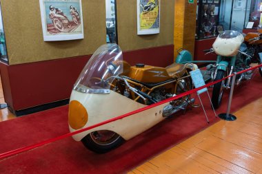 Irbit, Rusya, 27 Haziran 2019: Irbi 'de klasik motosiklet Strela-1