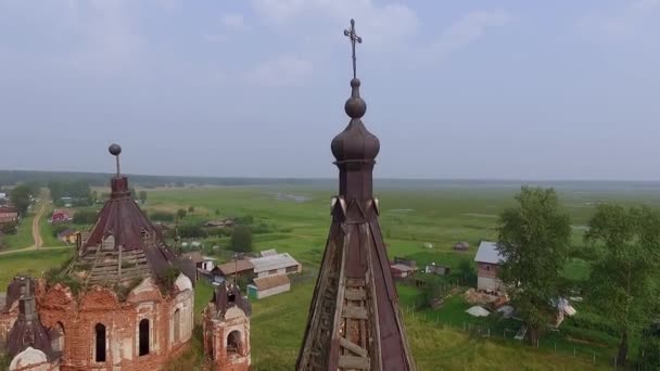 Aerial View Old Ruined Abandoned Church Village Church Domes Summer — Stock Video