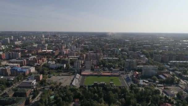 Légi Kilátás Tomszk Város Sok Fával Keret Közepén Van Egy — Stock videók