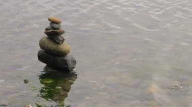 taş tower yakınındaki midye kabarcıkları