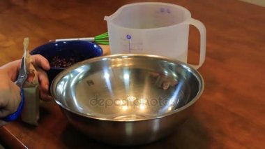 toz kase içine dökme