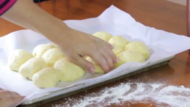 Shiftingg çiğ böreği tepsi