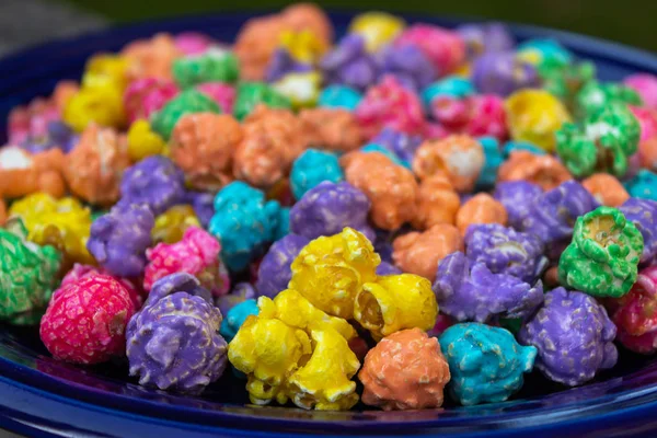 Close up of brightly colored rainbow popcorn — Stock Photo, Image