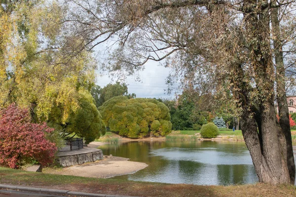 Botanischer Garten, Herbstpark — Stockfoto