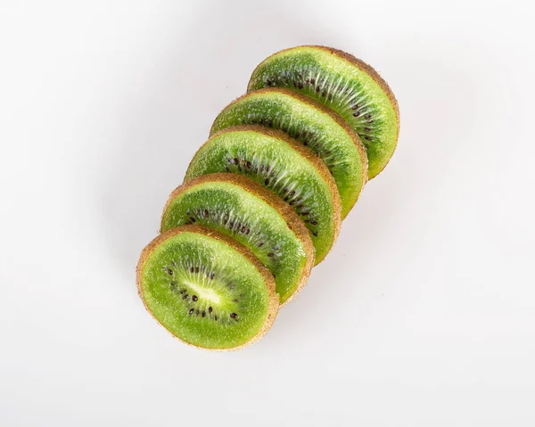 Kiwi Scheiben Isoliert Auf Weißem Hintergrund — Stockfoto