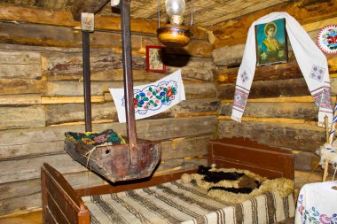 Ukrayna eski geleneksel kırsal binasının otantik iç