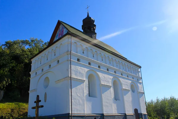 Kerk van de heiligen Petr en Pavel in Chigirin — Stockfoto