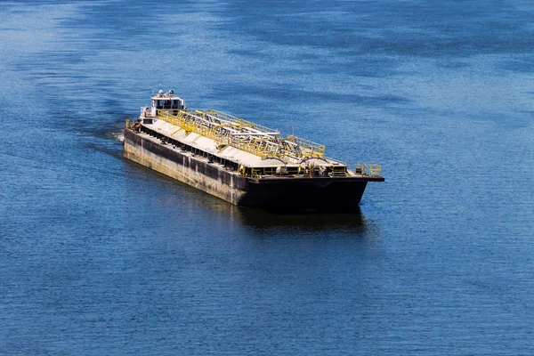 Barge floating on the Dnieper river — Stock Photo, Image