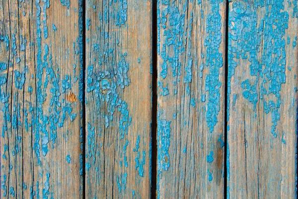 Eski ahşap desenli, eski mavi boyalı.