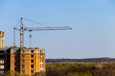 Vinç bina ve bina inşaat altında 
