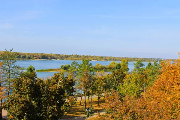 Вид на річку Дніпро — стокове фото