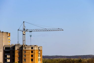 Vinç bina ve bina inşaat altında 