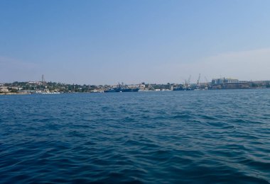 Karadeniz filosu savaş gemileri Sivastopol Körfezi