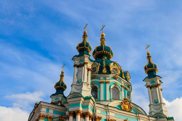 Андреевская православная церковь в Киеве — стоковое фото