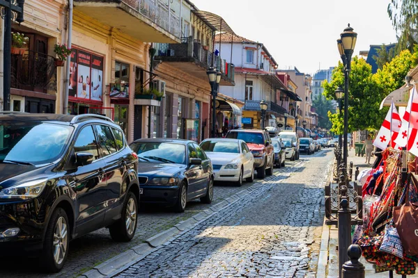 Вузька вулиця старого міста — стокове фото