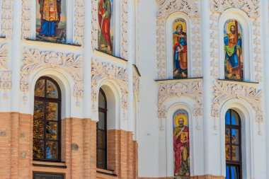 Ukrayna 'daki Kiev Pechersk Lavra (Kiev Mağara Manastırı) Katedrali' ne yakın çekim