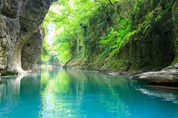 Gürcistan'daki Martvili Kanyon