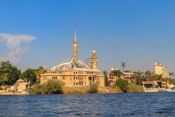埃及开罗高耸电视塔的景色 — 图库照片