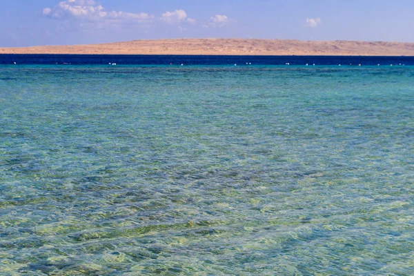Вид на остров Дары волхвов в Красном море, Египет — стоковое фото