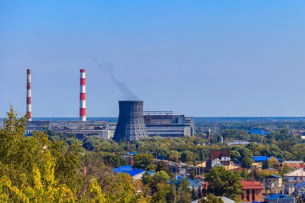 Вид на теплову електростанцію у Володимирі (Росія). — стокове фото